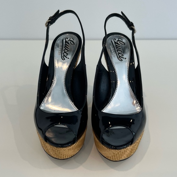 GUCCI BLACK PATENT LEATHER RAFFIA WEDGES SANDALS SIZE IT 37 / US 7 - Picture 8 of 17